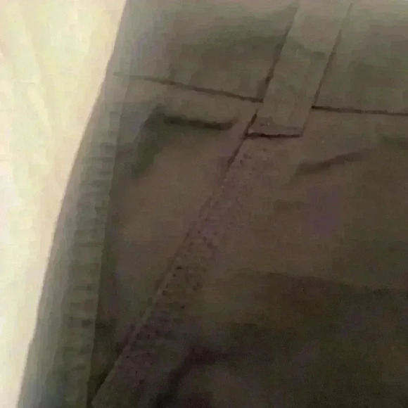 J. Crew Classic Chino Black Shorts 3 inch inseam Exc Con size 6 - Picture 6 of 8